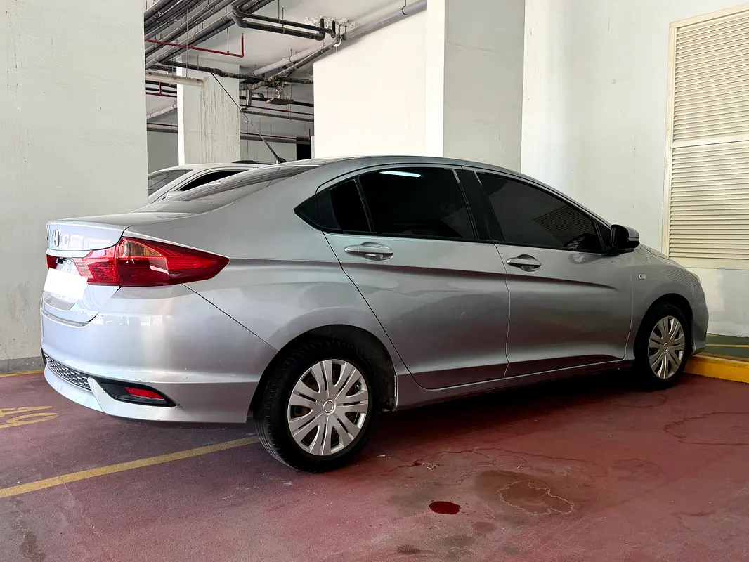 HONDA City LX 2019 - photo 12 - Import Émirats | International Cars