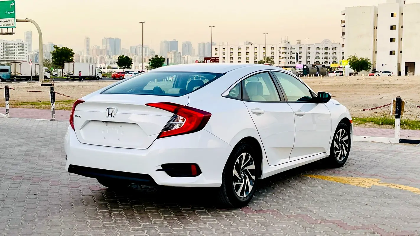 HONDA Civic Other 2019 - photo 7 - Import Émirats | International Cars