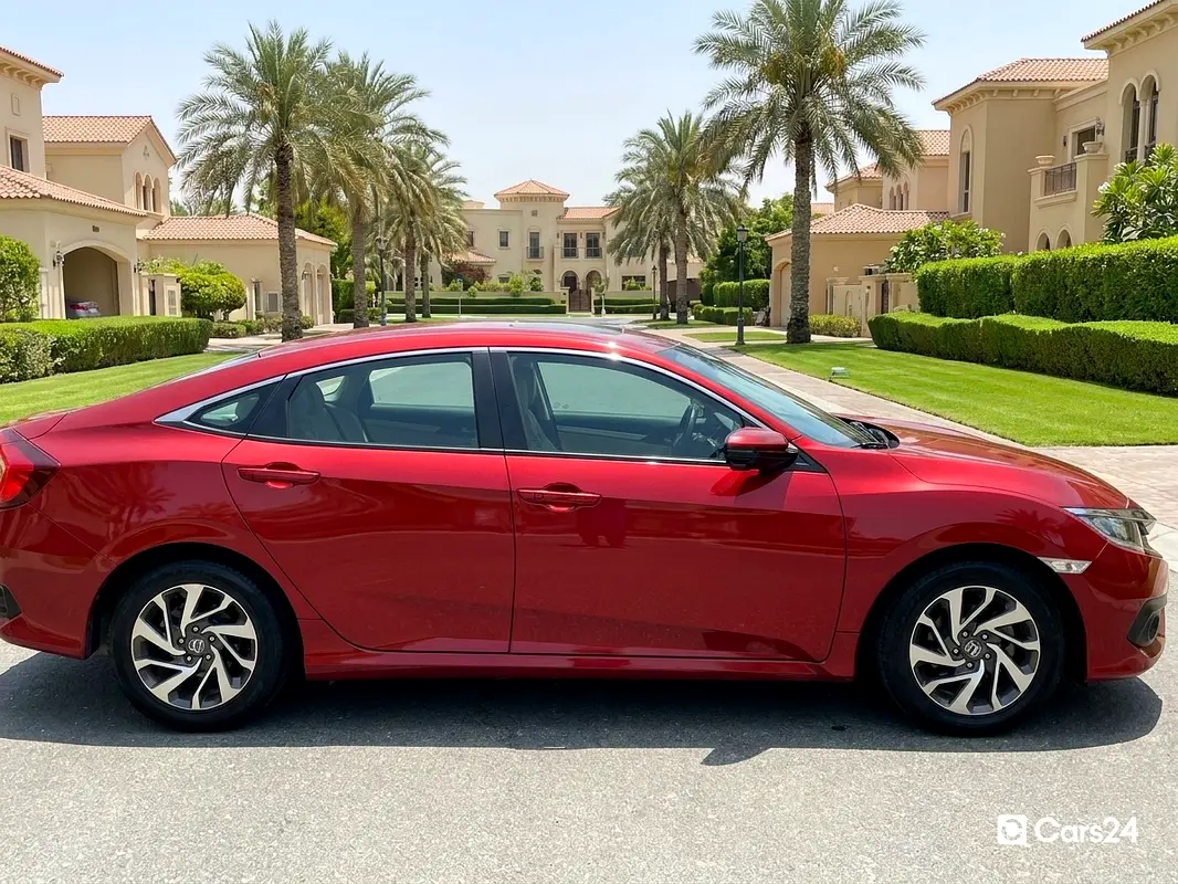 HONDA Civic EX 2020 - photo 5 - Import Émirats | International Cars