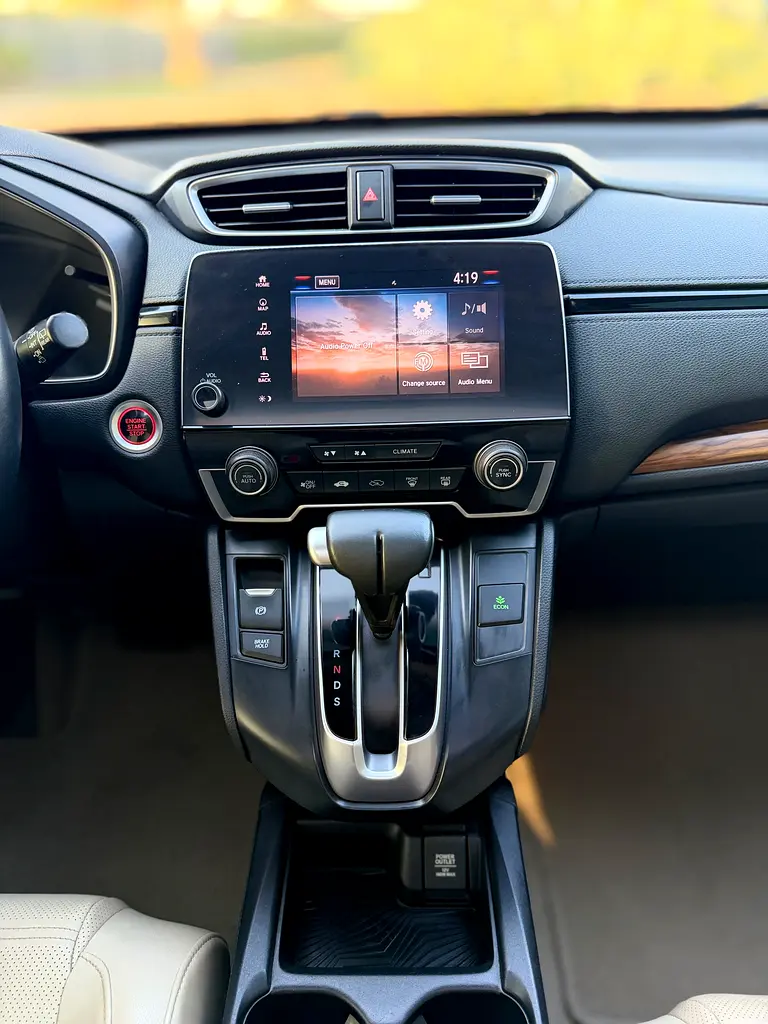 HONDA CR-V Touring 2018 - photo 12 - Import Émirats | International Cars