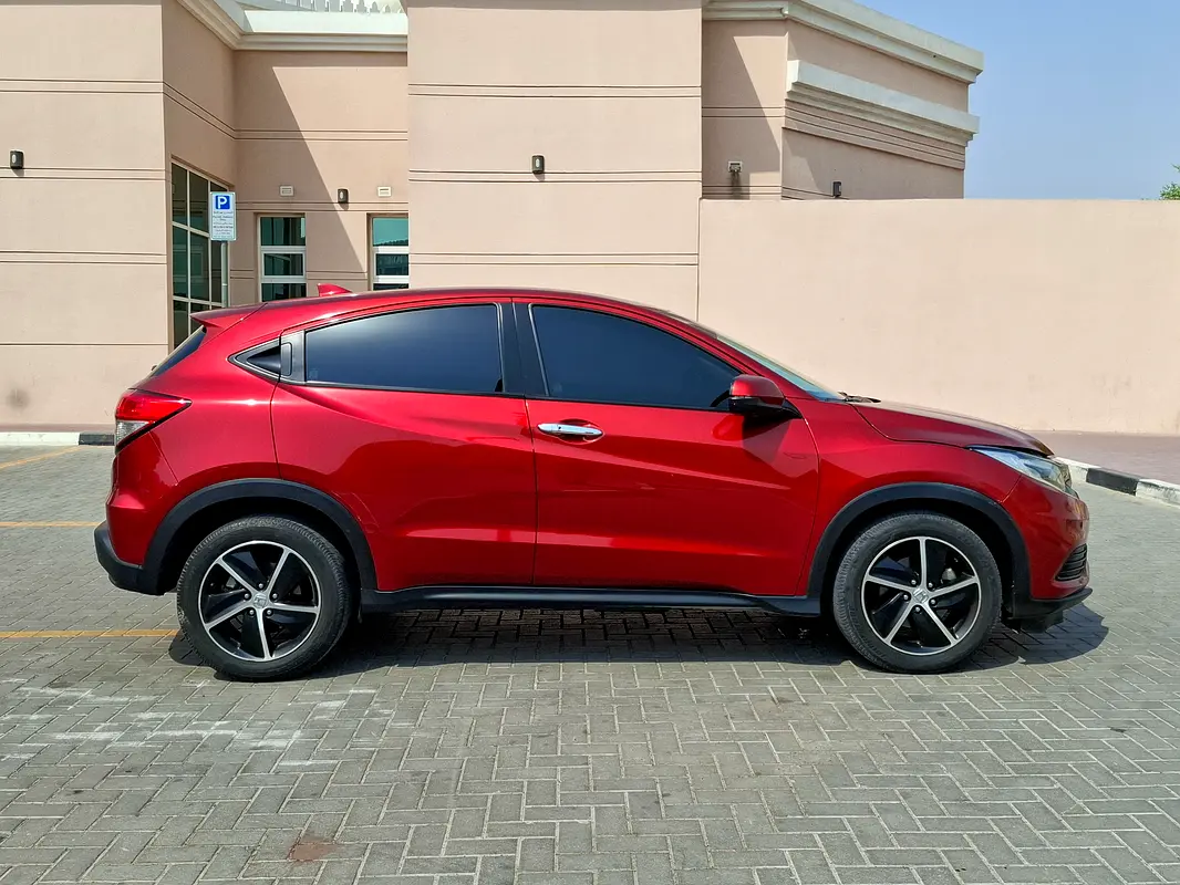 HONDA HR-V LX 2021 - photo 4 - Import Émirats | International Cars