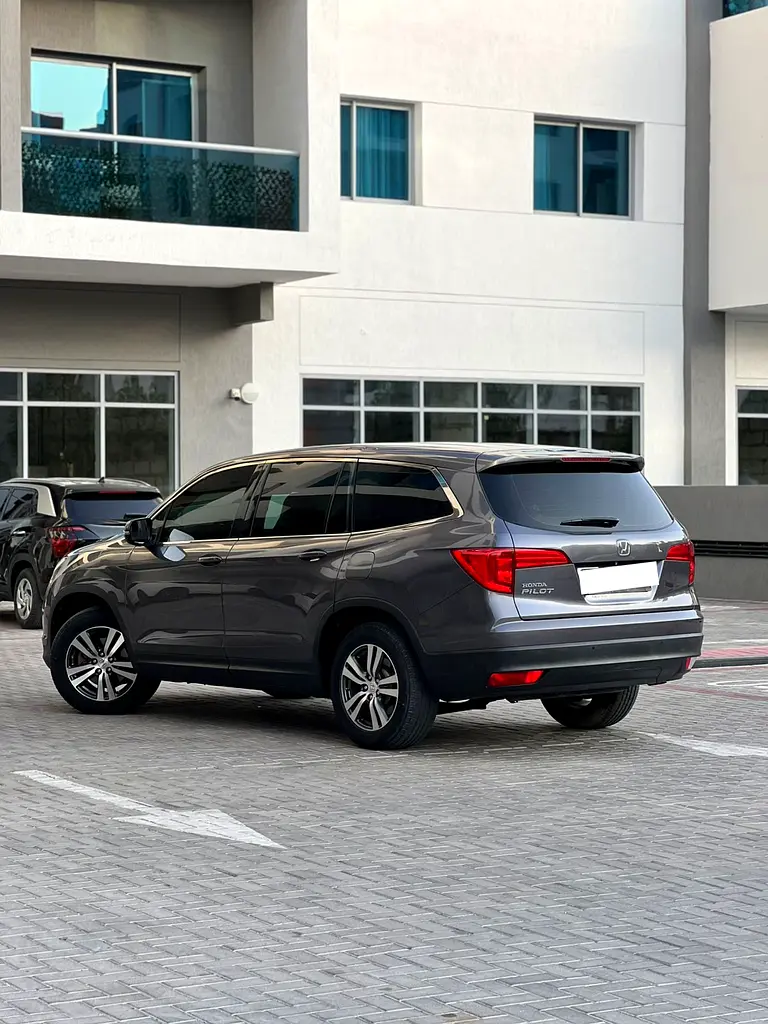HONDA Pilot EX 2018 - photo 6 - Import Émirats | International Cars