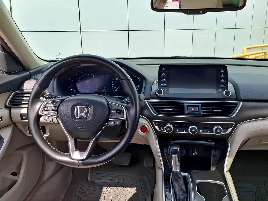 HONDA Accord EX 2018 - photo 10 - Import Émirats | International Cars