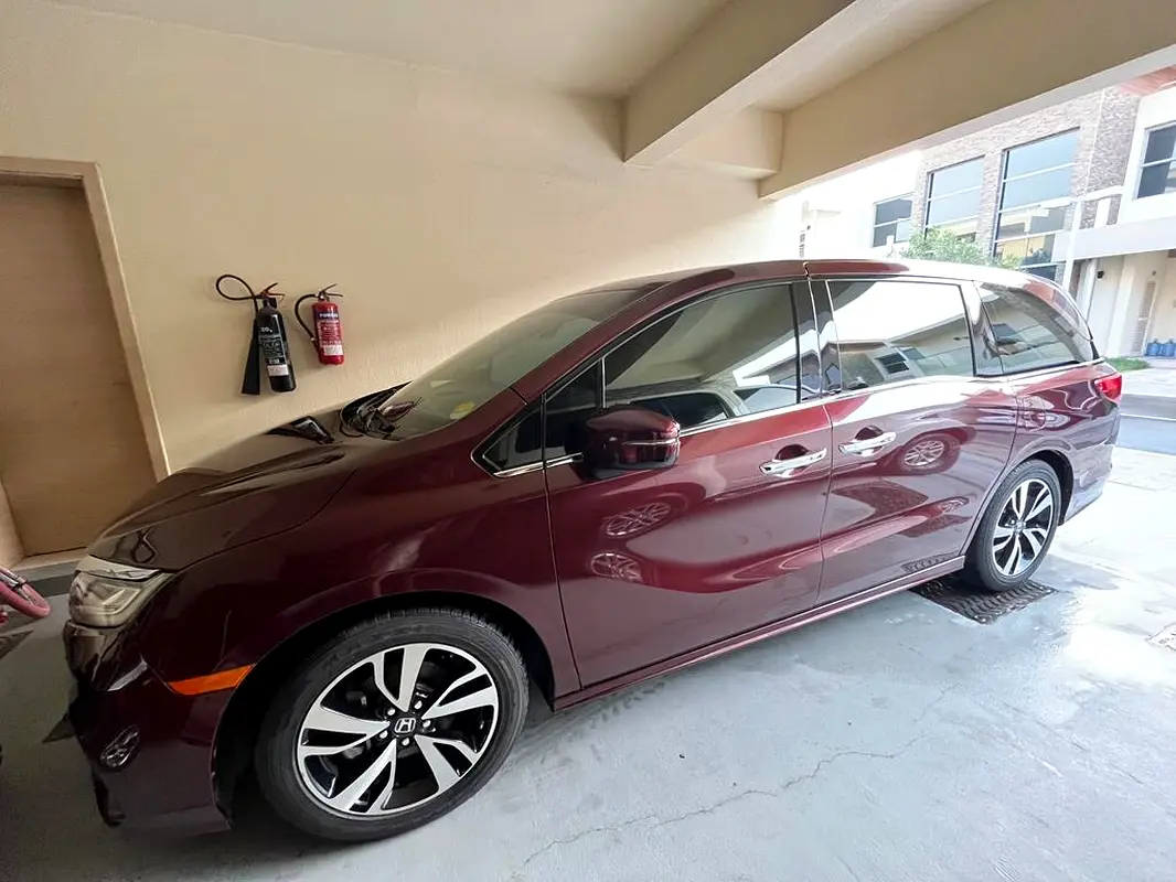 HONDA Odyssey EX 2019 - photo 3 - Import Émirats | International Cars