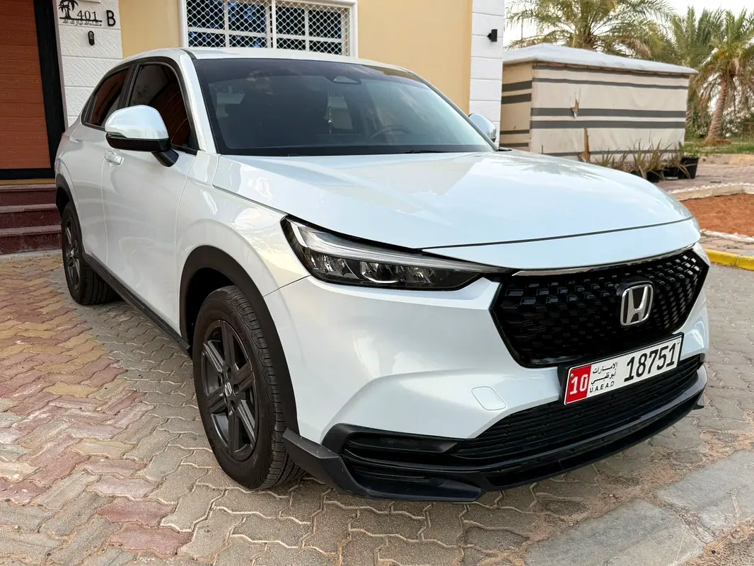 HONDA HR-V LX 2023 - photo 4 - Import Émirats | International Cars