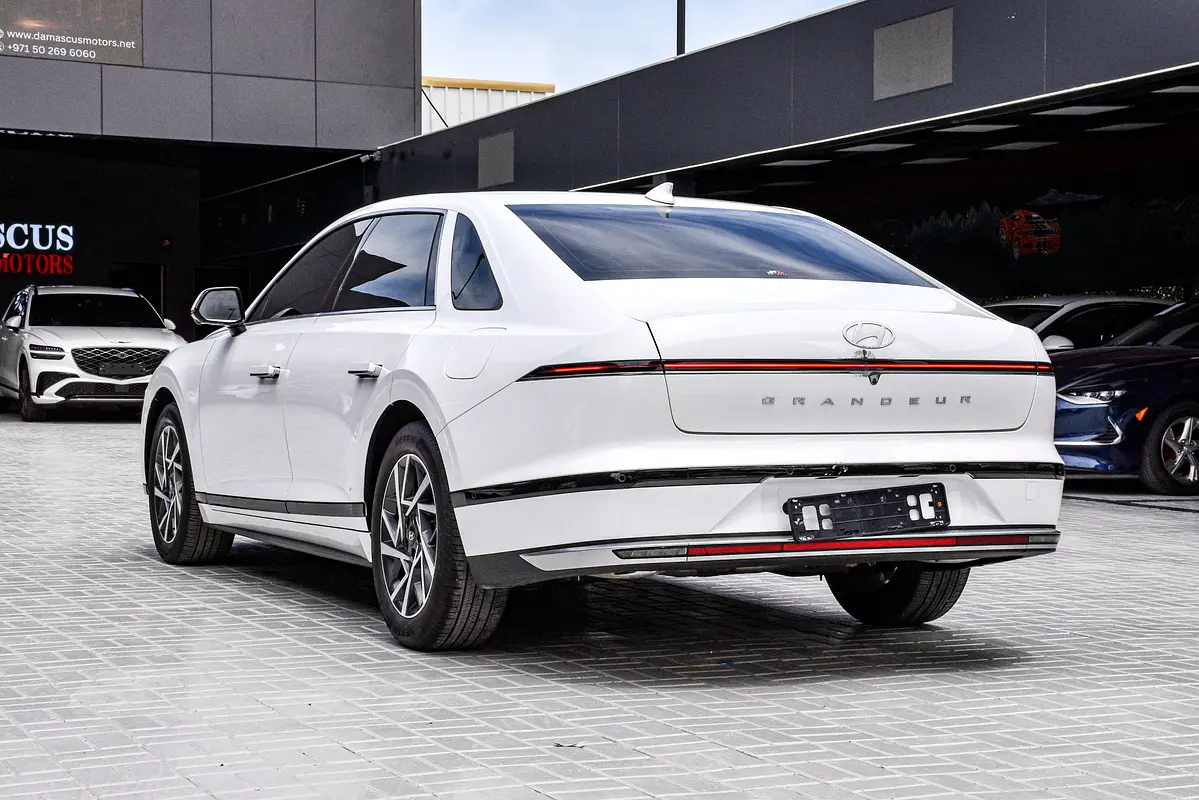 HYUNDAI Azera Smartstream HEV 2025 - photo 7 - Import Émirats | International Cars