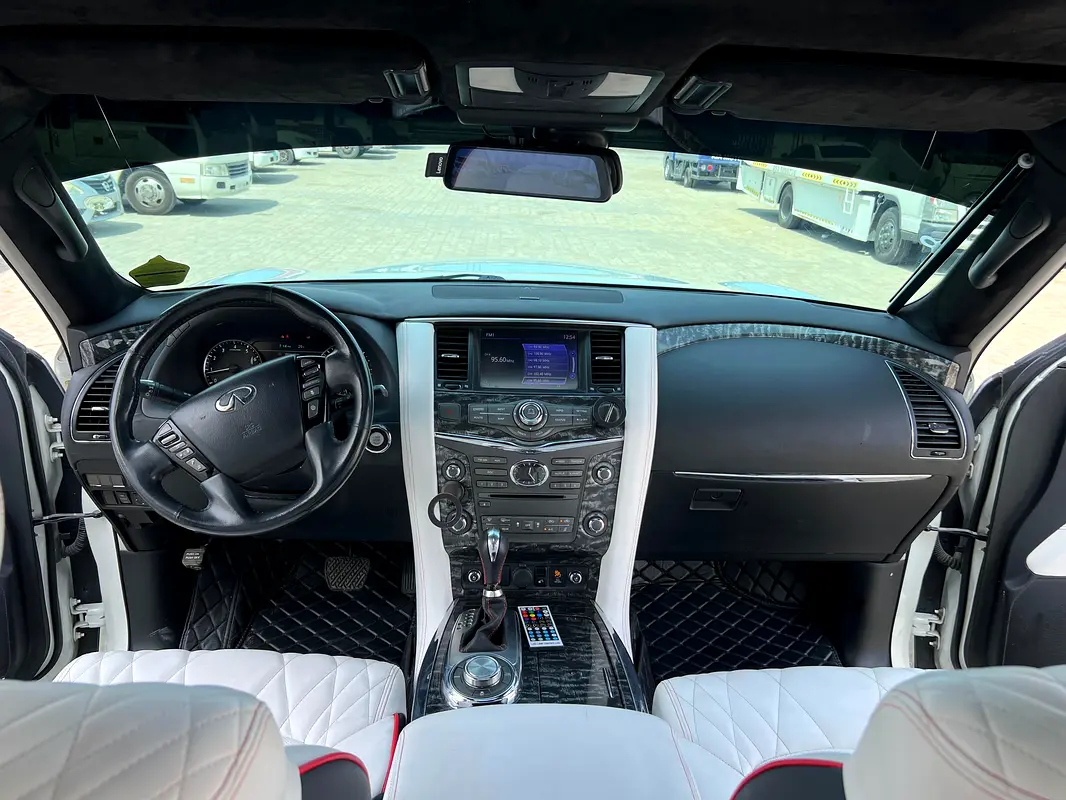 INFINITI QX56 Luxury 2012 - photo 12 - Import Émirats | International Cars