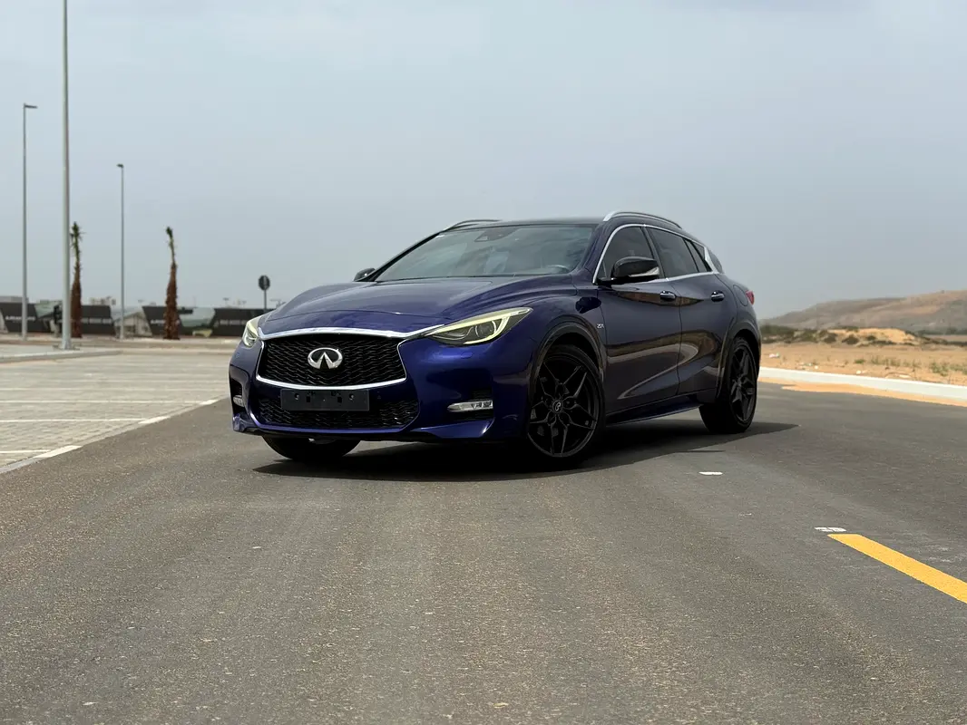 INFINITI QX30 Sport 2017