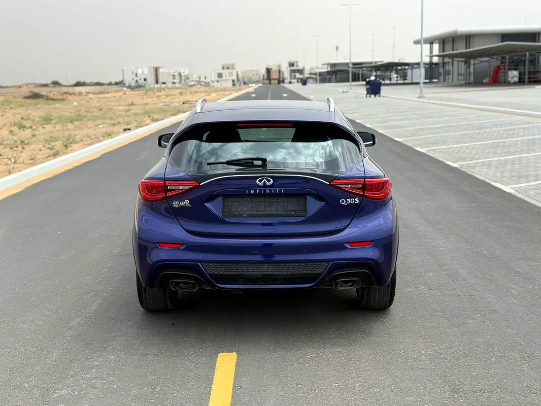 INFINITI QX30 Sport 2017 - photo 8 - Import Émirats | International Cars