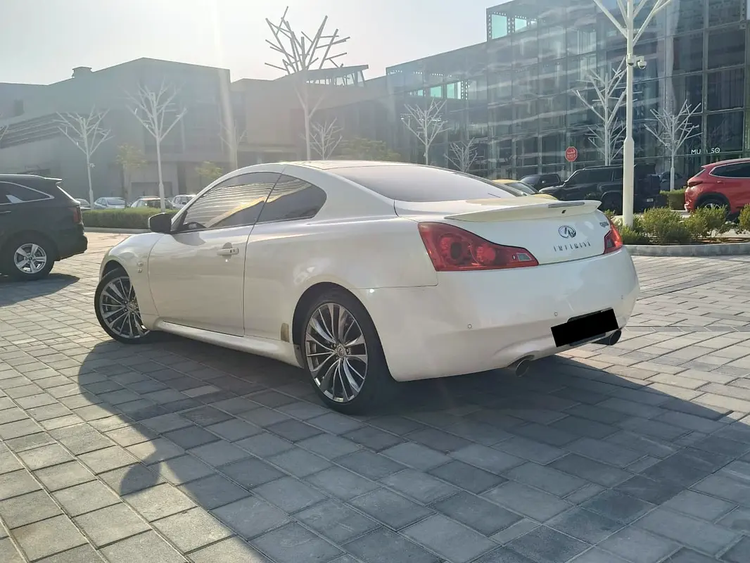 INFINITI Q60 Luxury Sport 2015 - photo 7 - Import Émirats | International Cars