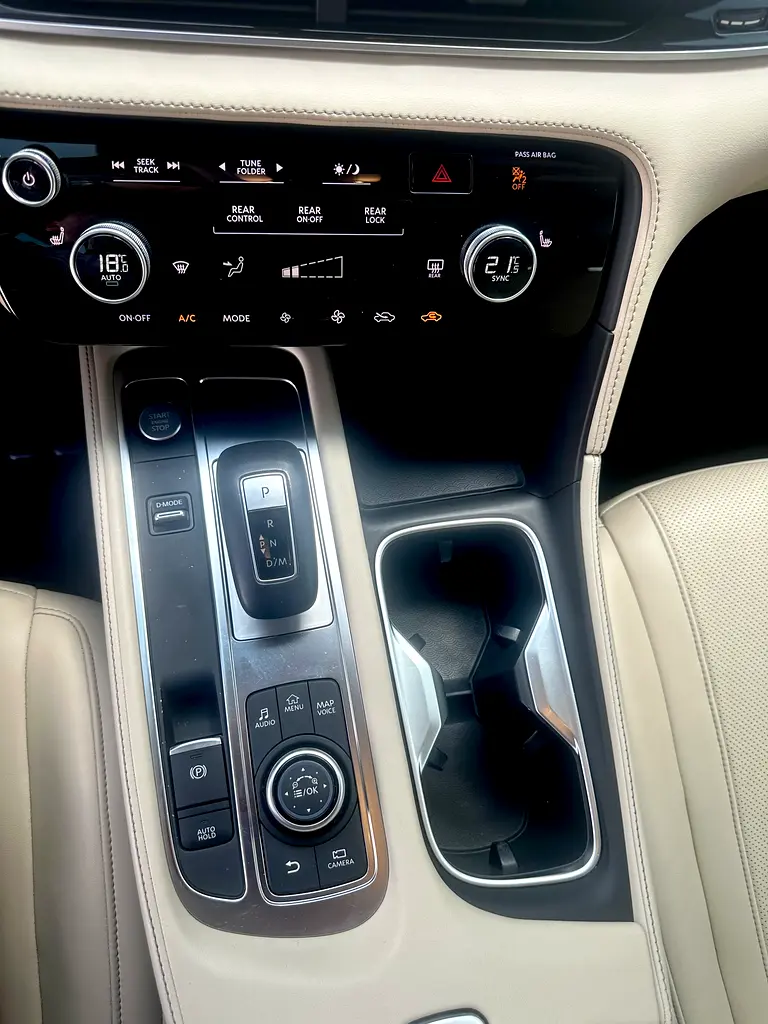 INFINITI QX60 Luxury 2022 - photo 4 - Import Émirats | International Cars