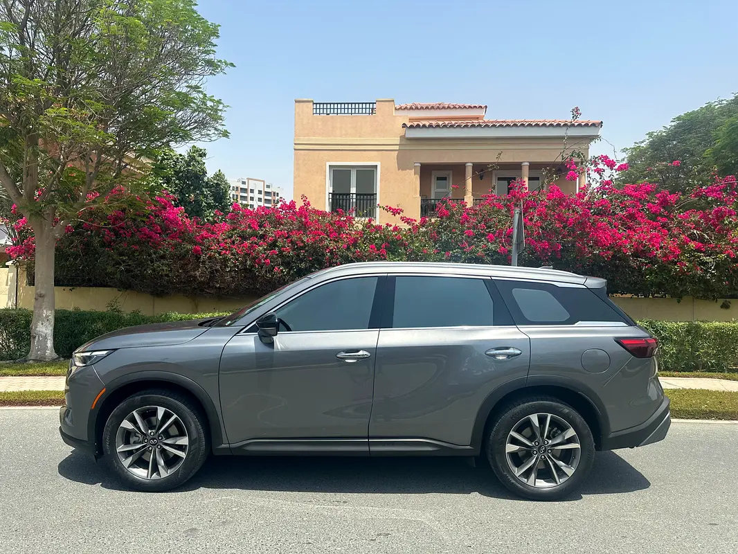 INFINITI QX60 Luxury 2022 - photo 8 - Import Émirats | International Cars