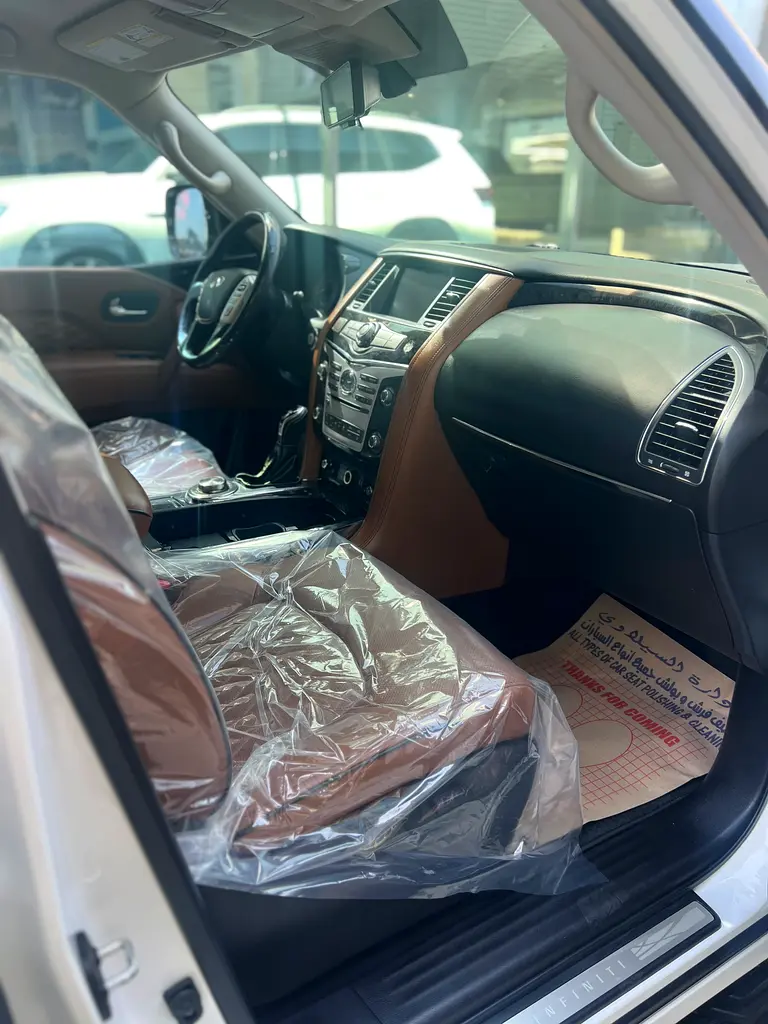 INFINITI QX80 Limited Edition 2018 - photo 10 - Import Émirats | International Cars