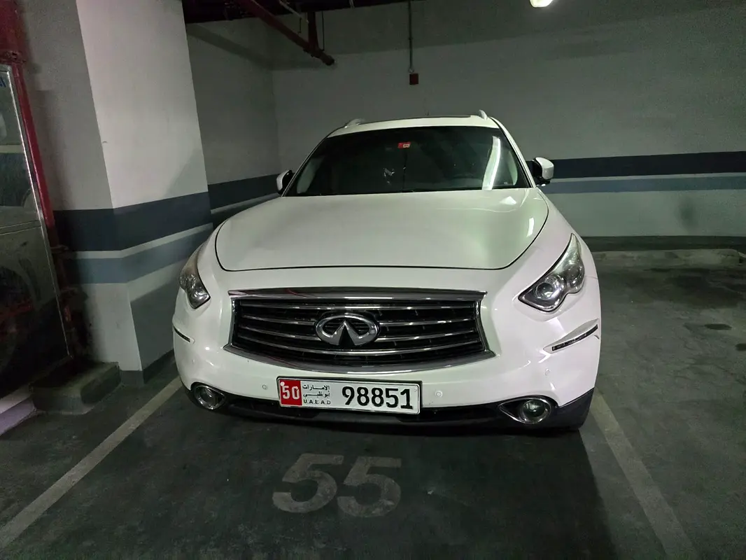 INFINITI FX45/FX35 Sport 2012 - photo 4 - Import Émirats | International Cars