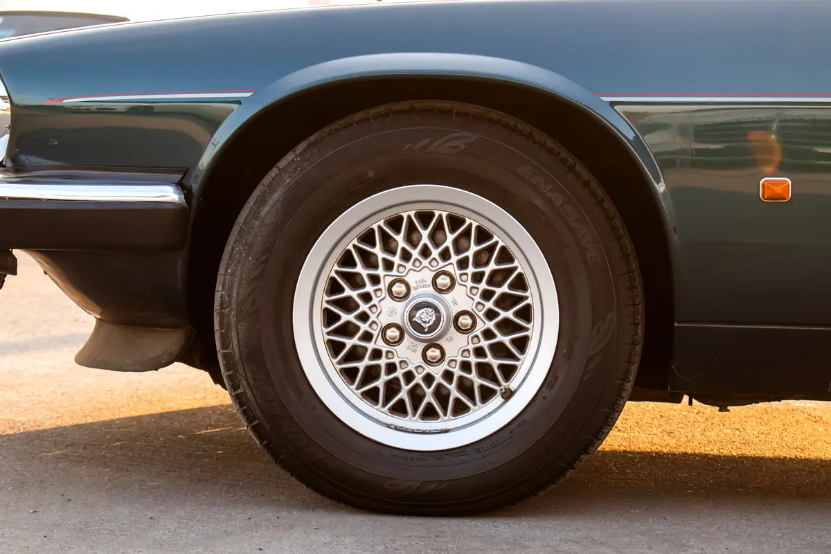 JAGUAR XJS V12 1991 - photo 10 - Import Émirats | International Cars