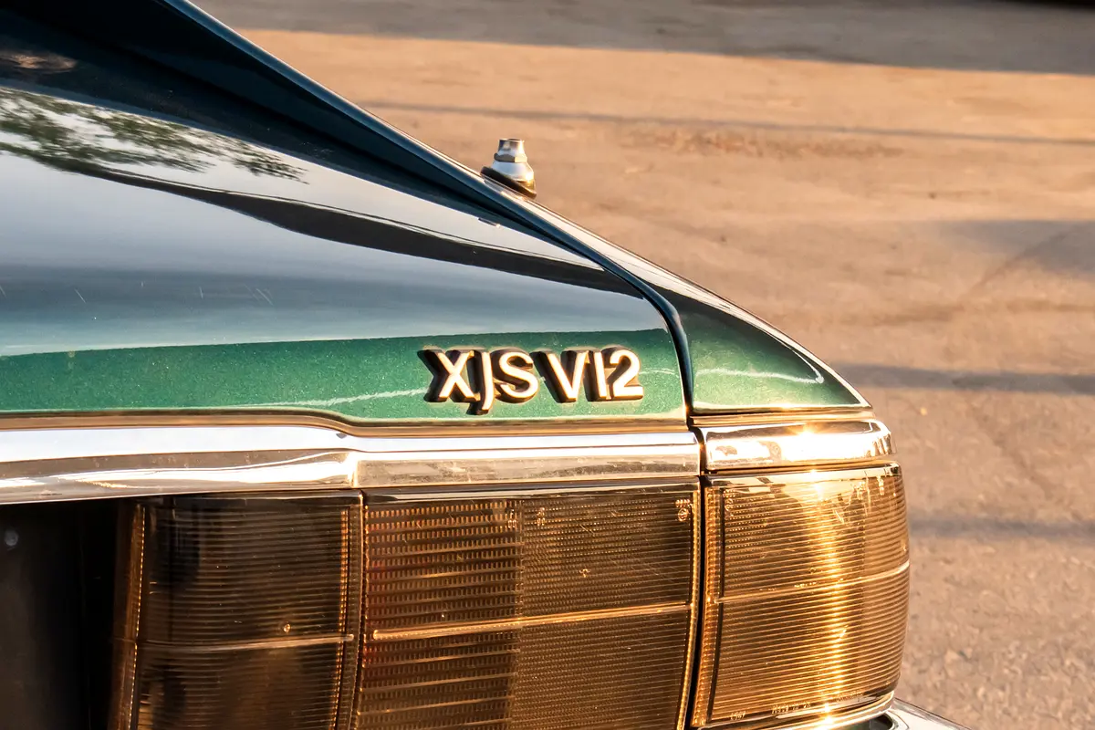 JAGUAR XJS V12 1991 - photo 9 - Import Émirats | International Cars