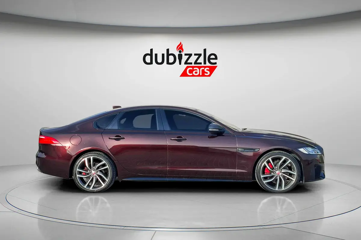JAGUAR XF S 2018 - photo 4 - Import Émirats | International Cars