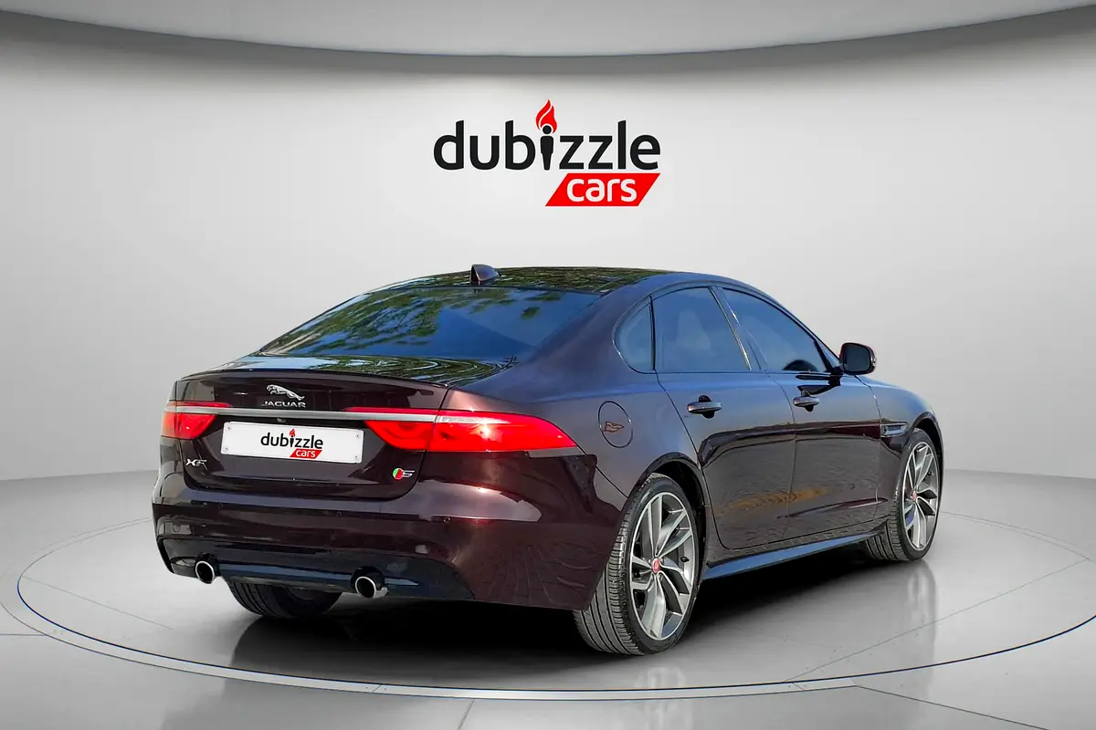 JAGUAR XF S 2018 - photo 6 - Import Émirats | International Cars