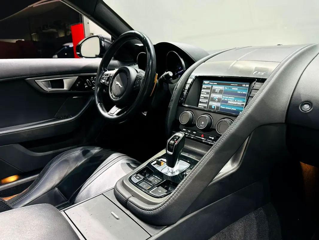JAGUAR F-Type Other 2015 - photo 10 - Import Émirats | International Cars