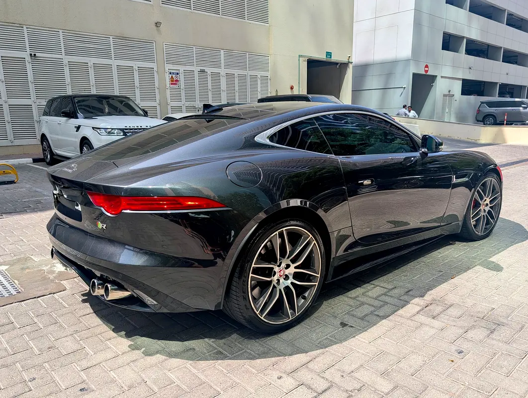 JAGUAR F-Type R-Dynamic 2015 - photo 10 - Import Émirats | International Cars