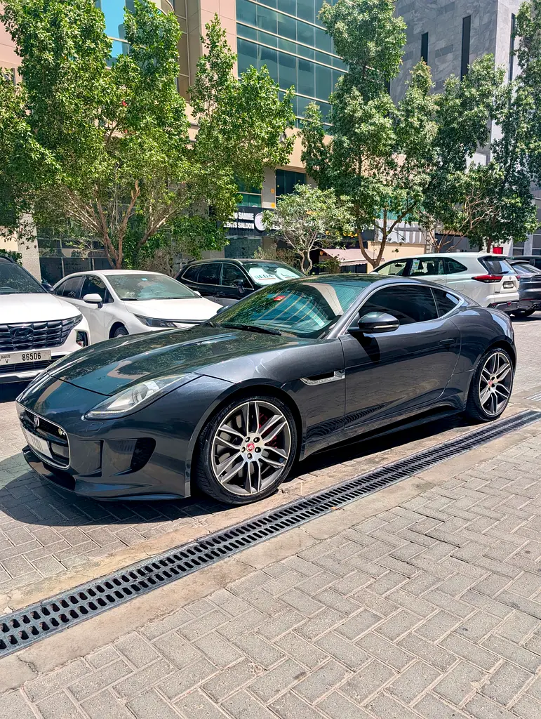 JAGUAR F-Type R-Dynamic 2015 - photo 8 - Import Émirats | International Cars