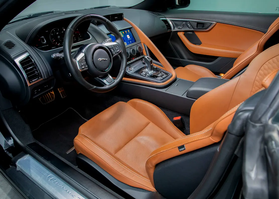 JAGUAR F-Type R-Dynamic 2021 - photo 10 - Import Émirats | International Cars