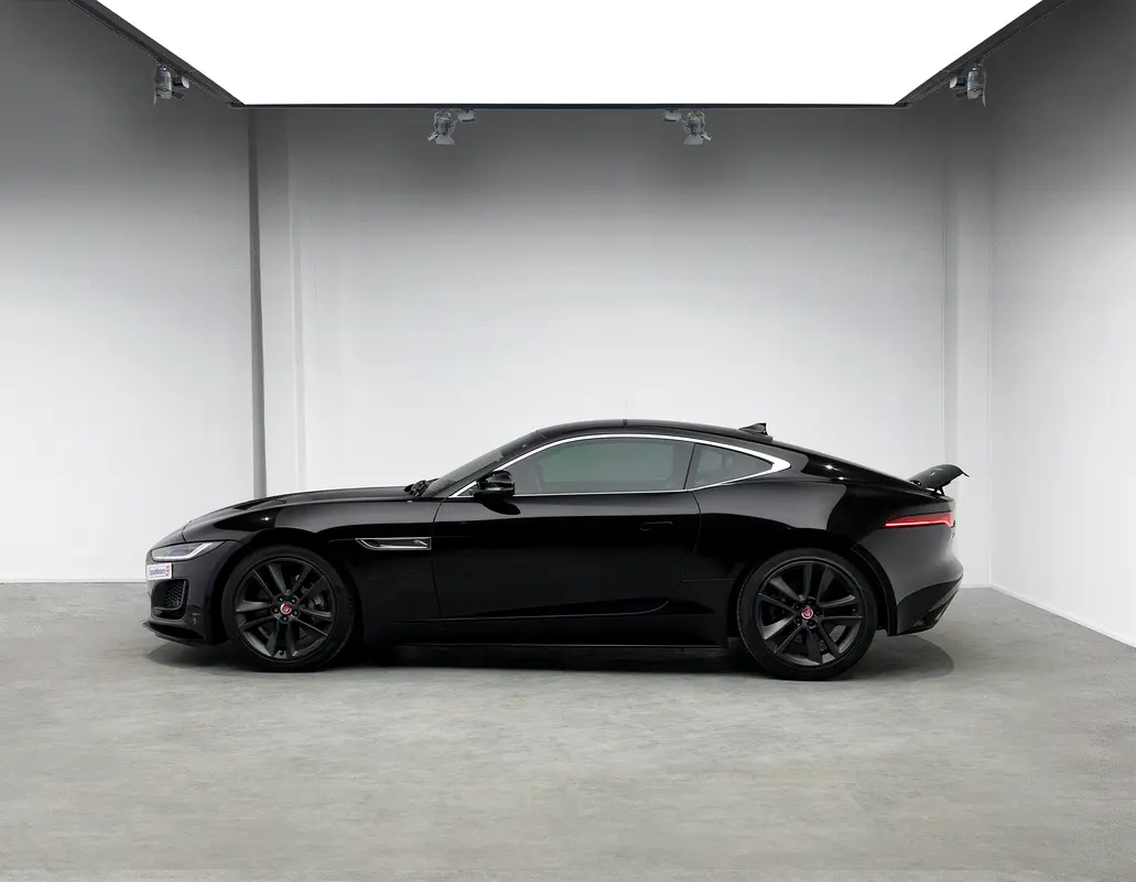 JAGUAR F-Type R-Dynamic 2021 - photo 2 - Import Émirats | International Cars