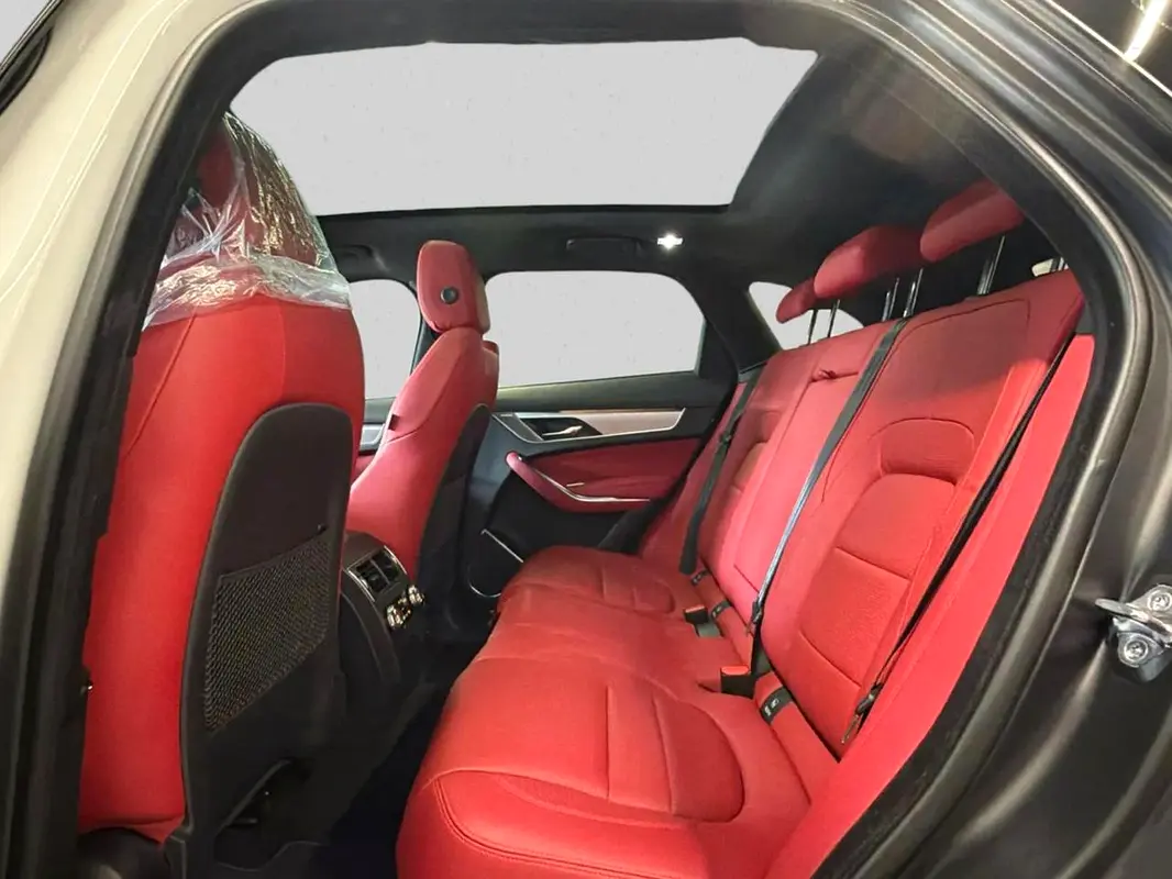 JAGUAR F-Pace R-Dynamic SE 2021 - photo 11 - Import Émirats | International Cars