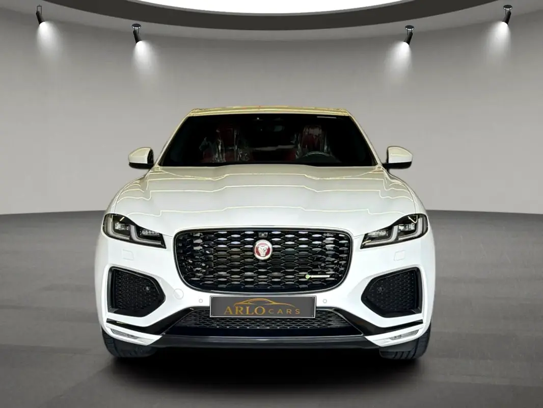 JAGUAR F-Pace R-Dynamic SE 2021 - photo 2 - Import Émirats | International Cars