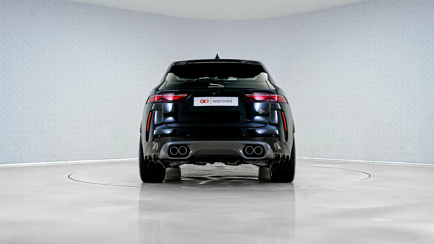 JAGUAR F-Pace SVR 2023 - photo 10 - Import Émirats | International Cars