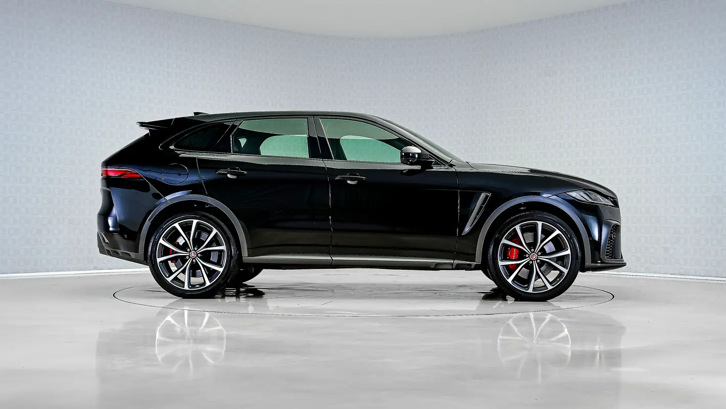 JAGUAR F-Pace SVR 2023 - photo 4 - Import Émirats | International Cars
