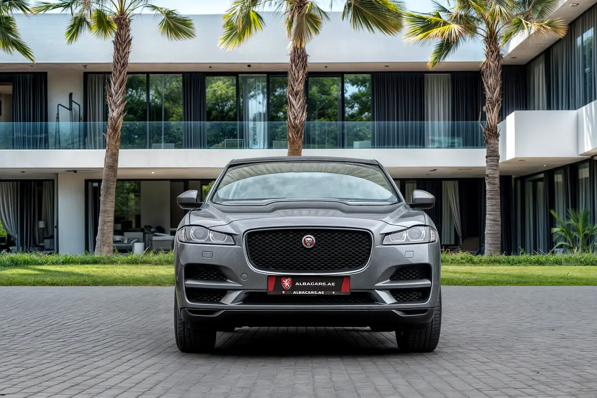 JAGUAR F-Pace Prestige 2020 - photo 4 - Import Émirats | International Cars