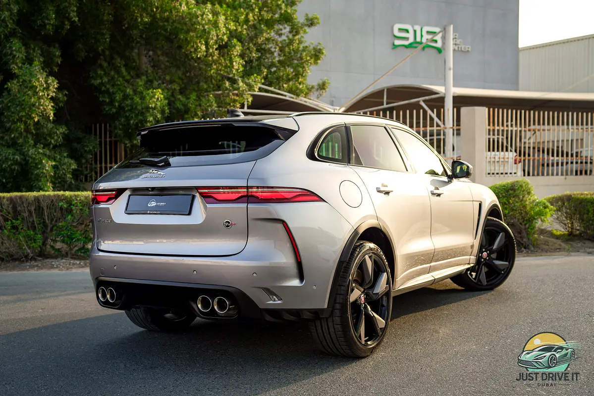 JAGUAR F-Pace SVR 2022 - photo 2 - Import Émirats | International Cars