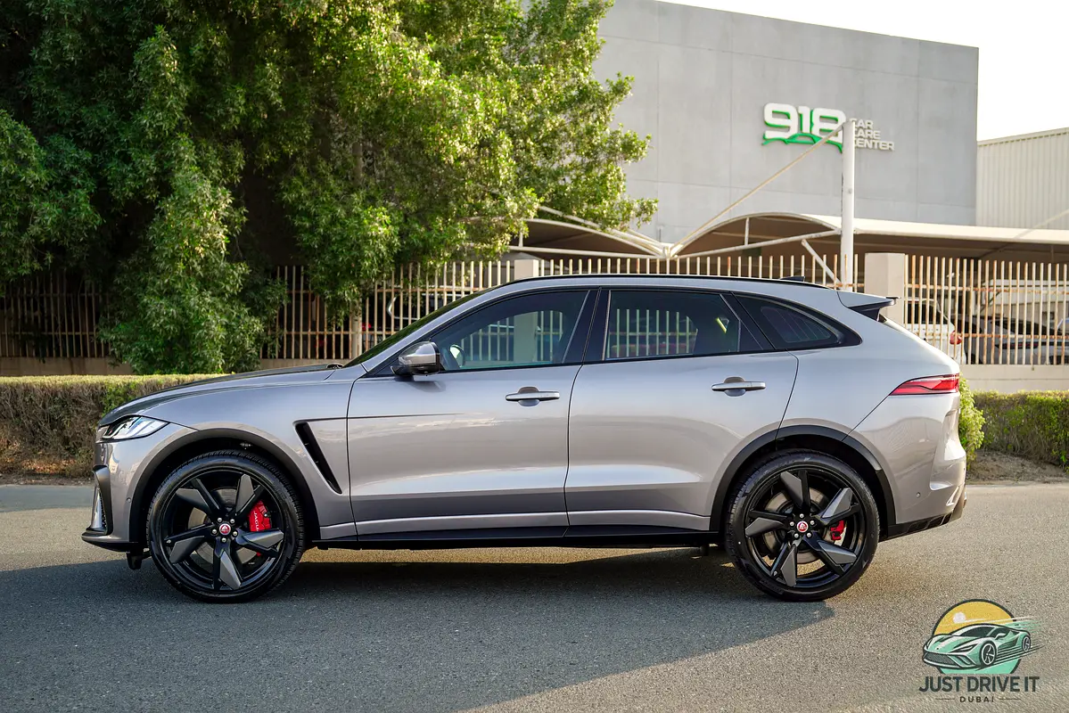 JAGUAR F-Pace SVR 2022 - photo 6 - Import Émirats | International Cars