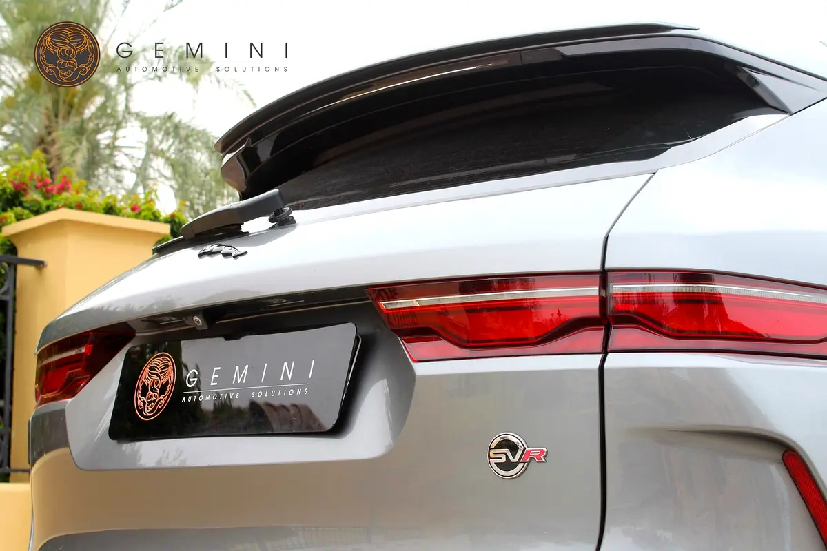JAGUAR F-Pace SVR 2021 - photo 10 - Import Émirats | International Cars