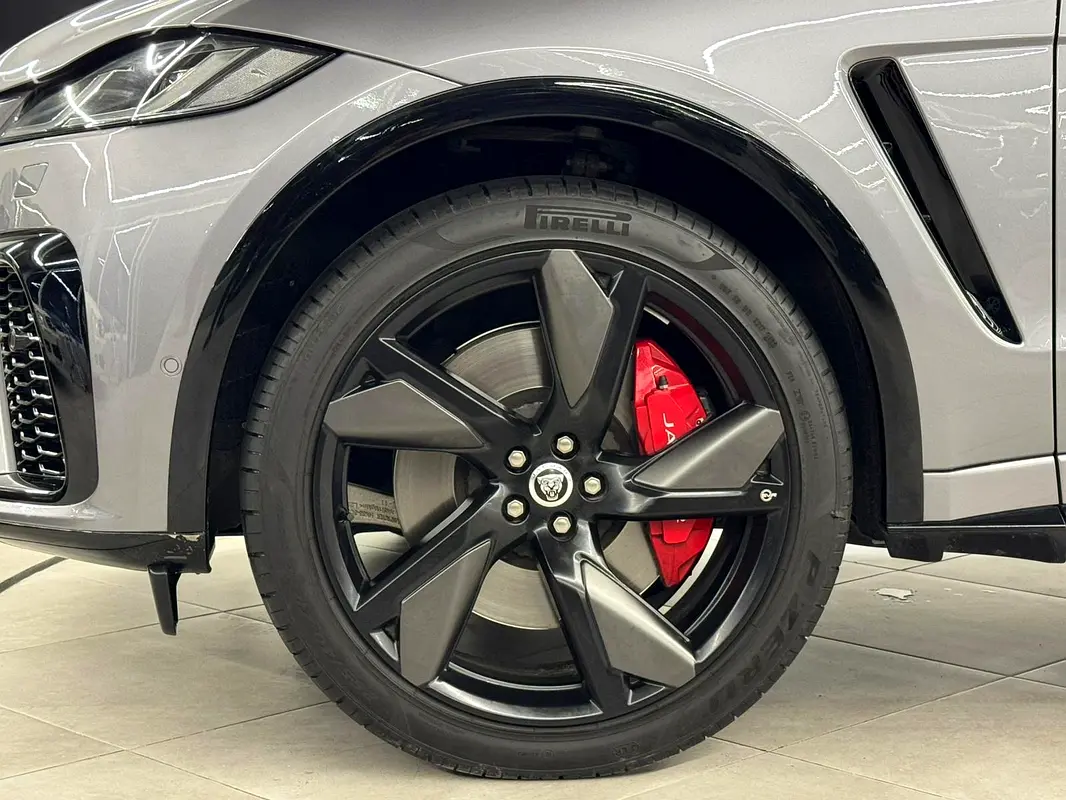 JAGUAR F-Pace SVR 2024 - photo 4 - Import Émirats | International Cars