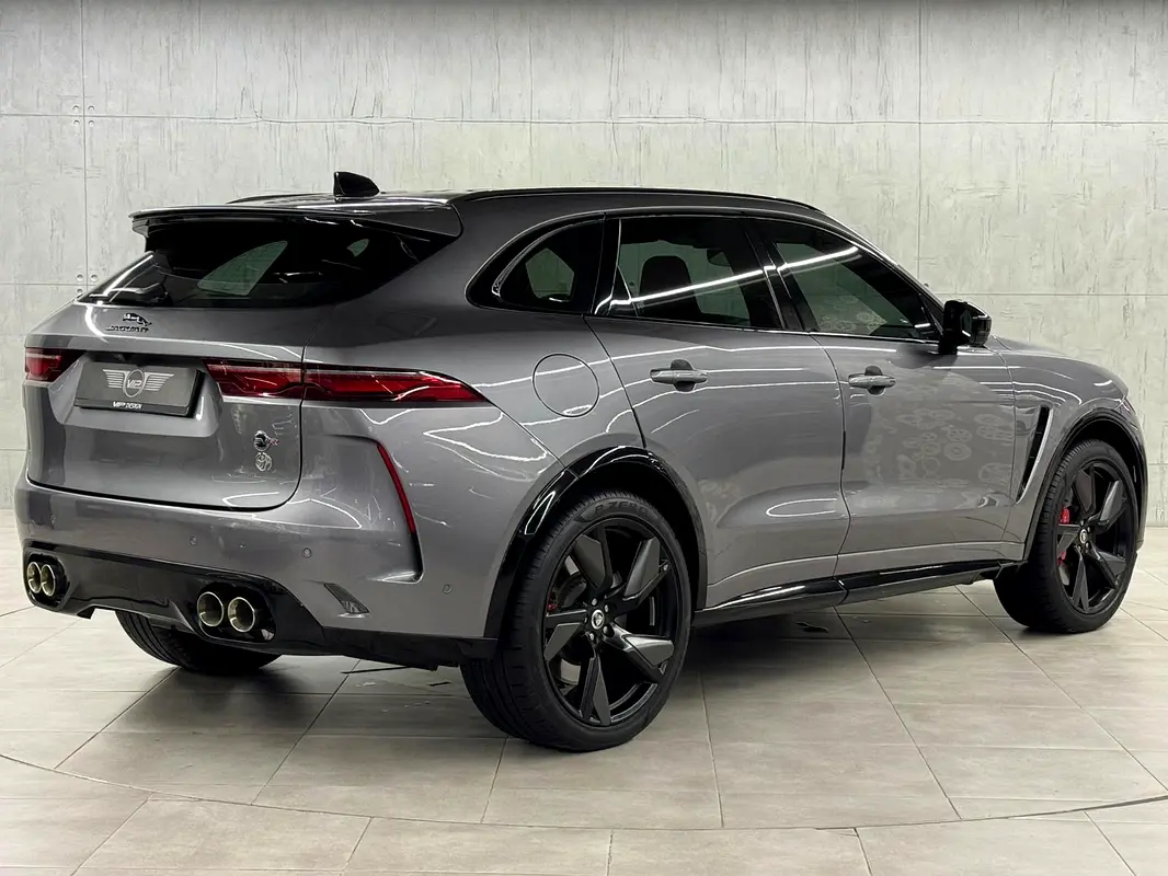 JAGUAR F-Pace SVR 2024 - photo 6 - Import Émirats | International Cars