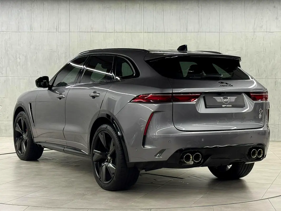 JAGUAR F-Pace SVR 2024 - photo 8 - Import Émirats | International Cars