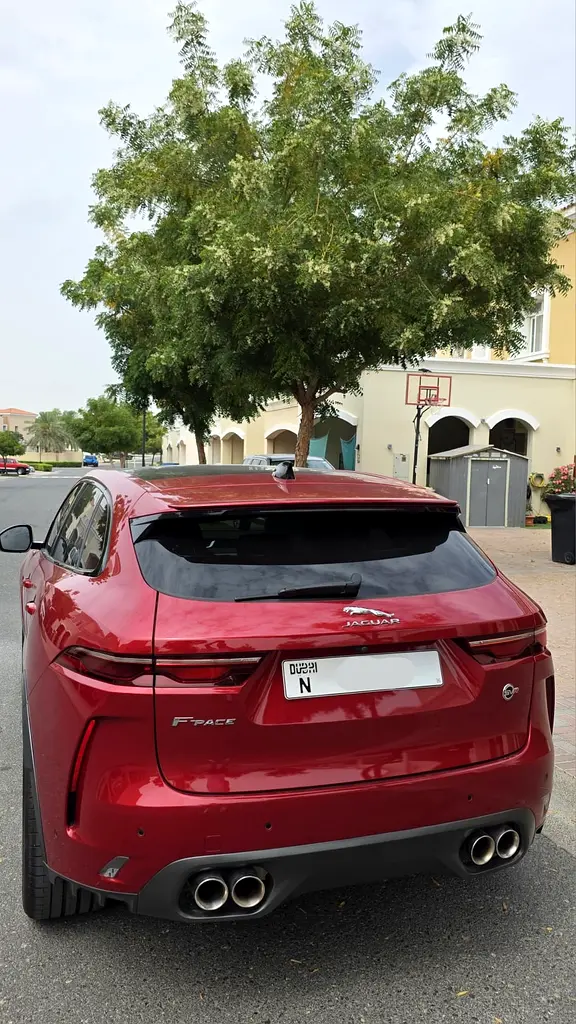 JAGUAR F-Pace SVR 2021 - photo 2 - Import Émirats | International Cars