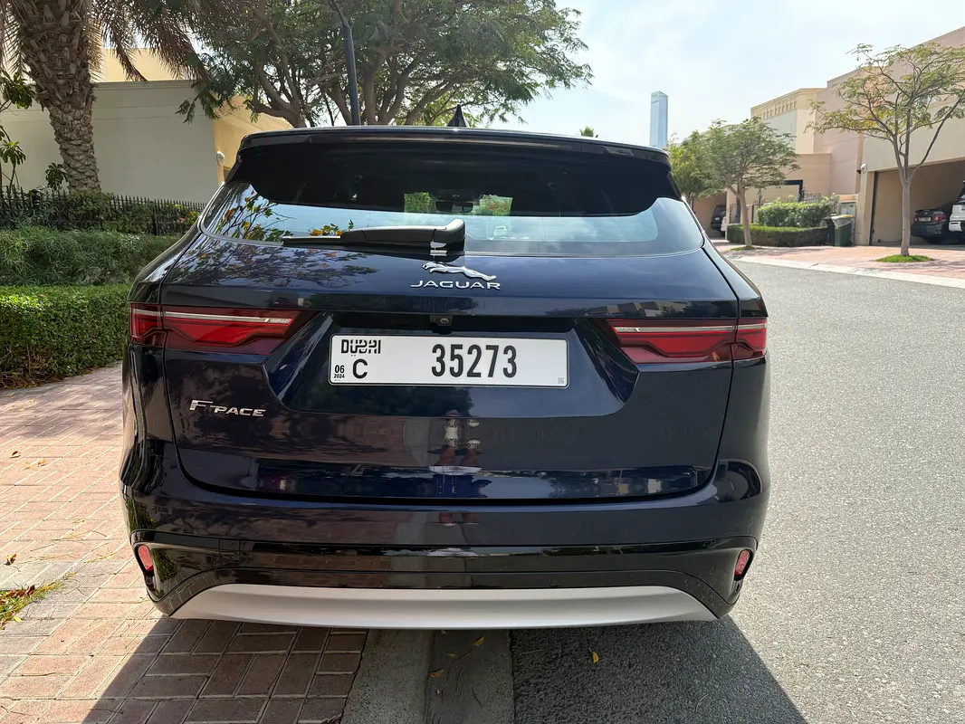 JAGUAR F-Pace P250 AWD 2021 - photo 4 - Import Émirats | International Cars