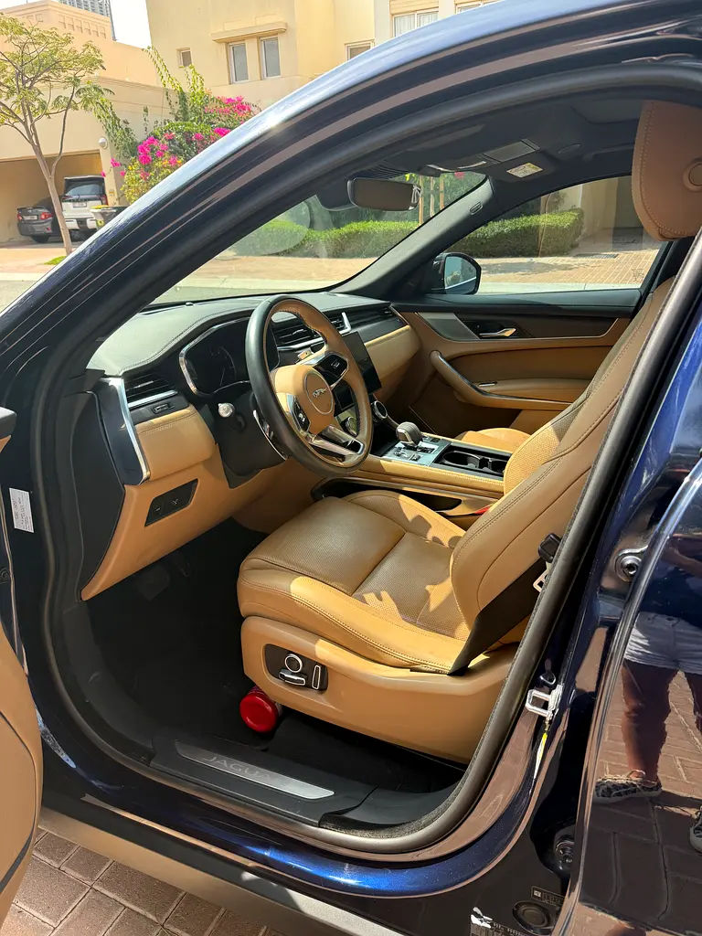 JAGUAR F-Pace P250 AWD 2021 - photo 5 - Import Émirats | International Cars