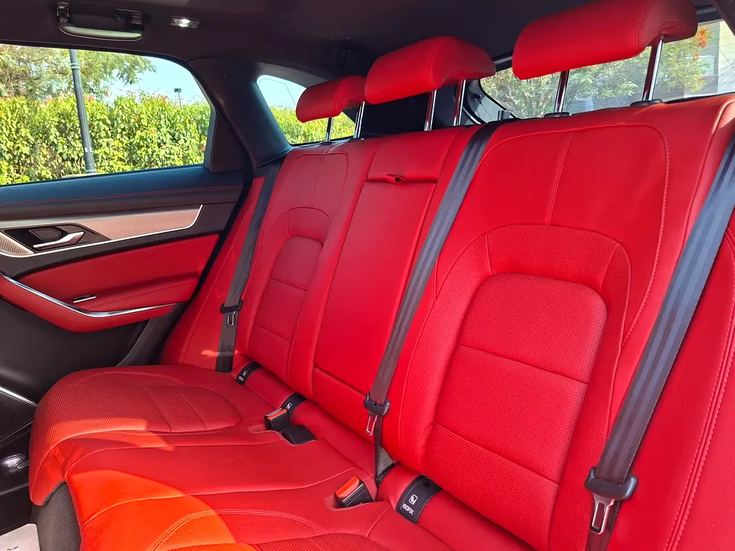 JAGUAR F-Pace R-Dynamic SE 2021 - photo 12 - Import Émirats | International Cars