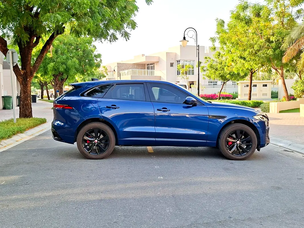 JAGUAR F-Pace R-Dynamic SE 2021 - photo 4 - Import Émirats | International Cars