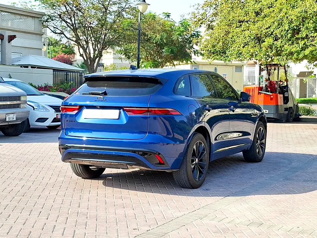 JAGUAR F-Pace R-Dynamic SE 2021 - photo 6 - Import Émirats | International Cars