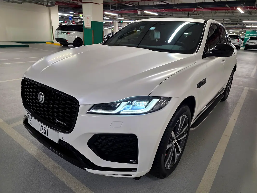 JAGUAR F-Pace R-Dynamic SE 2024