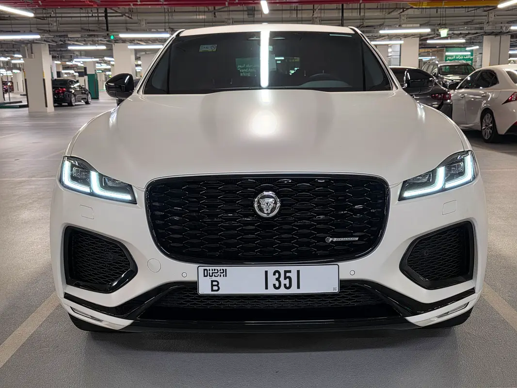 JAGUAR F-Pace R-Dynamic SE 2024 - photo 2 - Import Émirats | International Cars