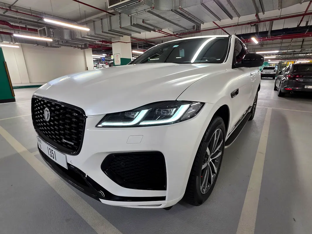 JAGUAR F-Pace R-Dynamic SE 2024 - photo 3 - Import Émirats | International Cars