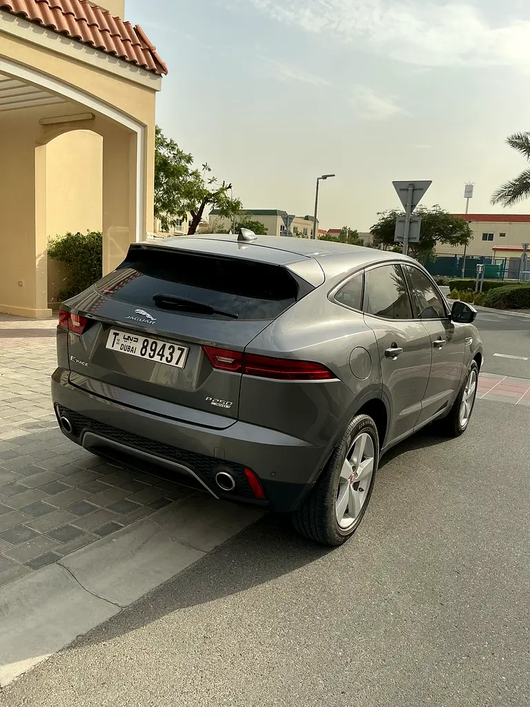 JAGUAR E-Pace P250 2018 - photo 2 - Import Émirats | International Cars