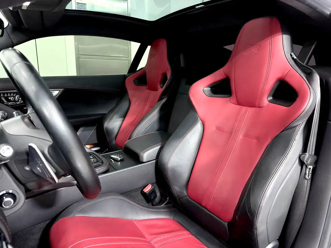 JAGUAR F-Type R Supercharged 2016 - photo 7 - Import Émirats | International Cars