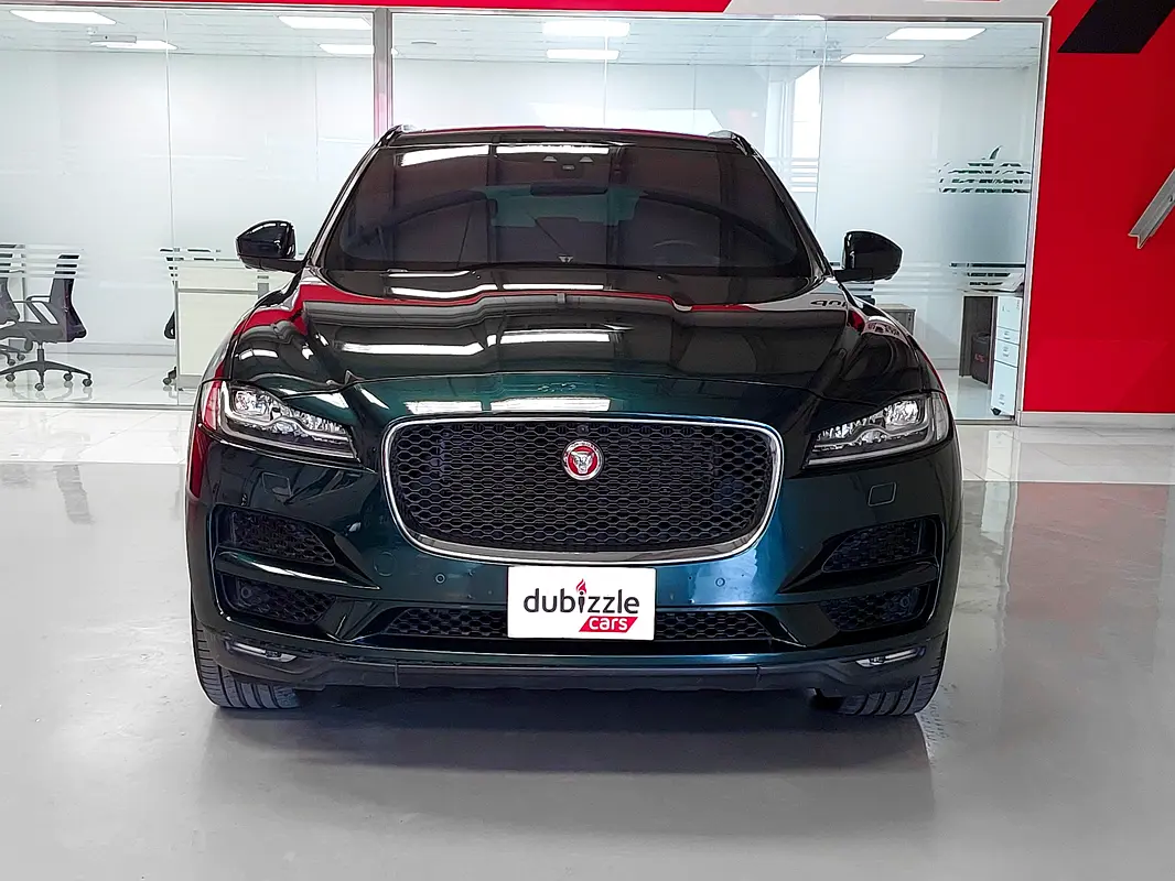 JAGUAR F-Pace 25T 2018 - photo 2 - Import Émirats | International Cars